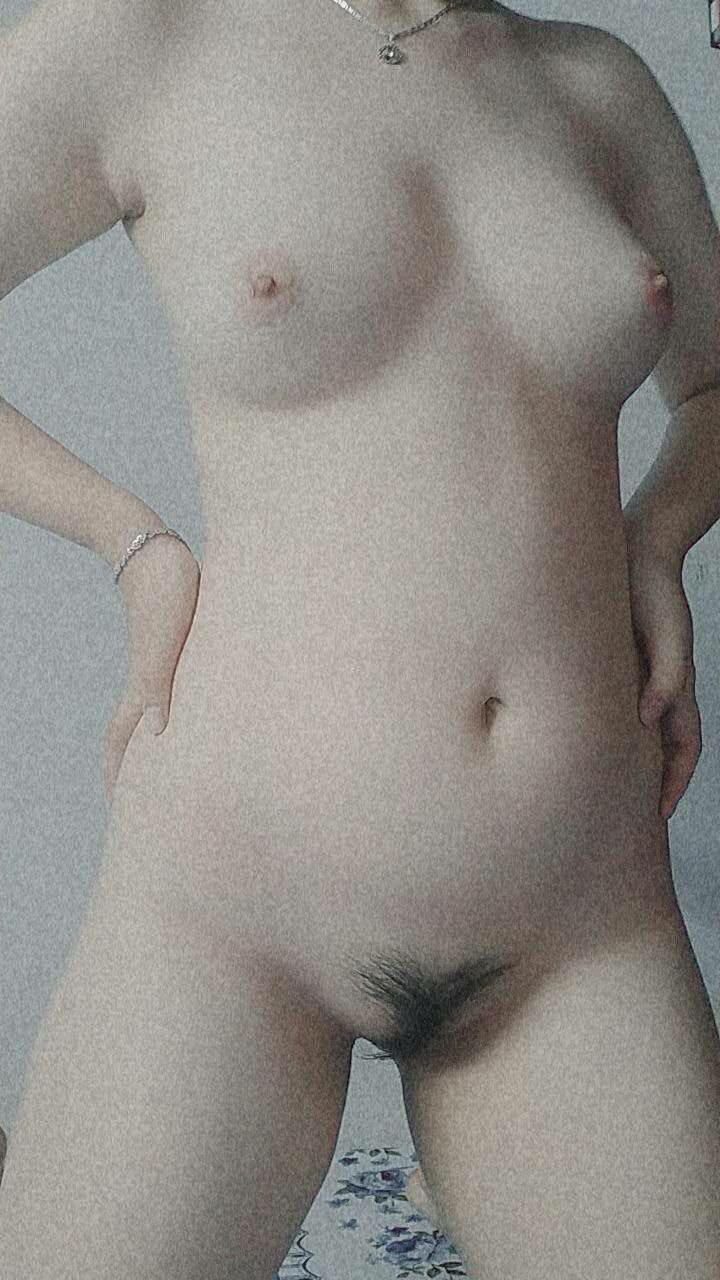 Em ngành tướng đẹp chiều tình mấy chú lớn tuổi