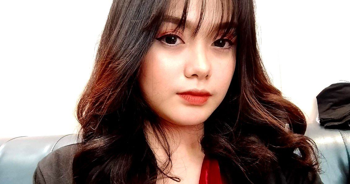 Em cổ động viên melody bị anh huấn luyện viên đuổi về đã dùng bướm cám dỗ anh